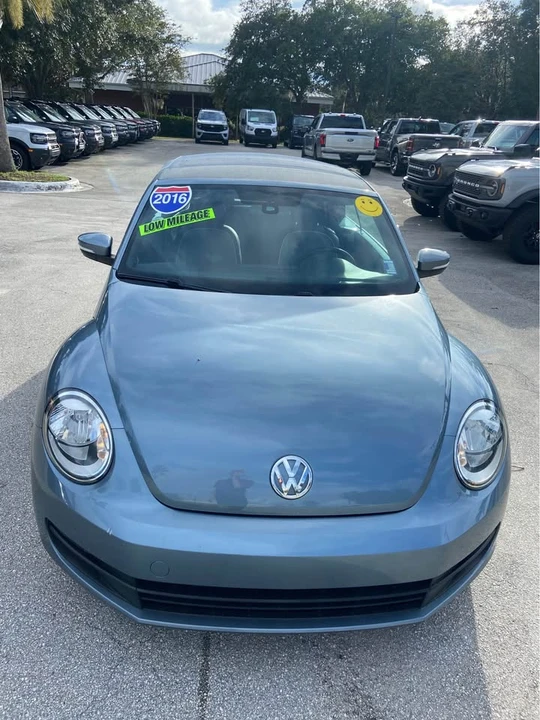 2016 Volkswagen A5 Beetle - Image 3 of 12