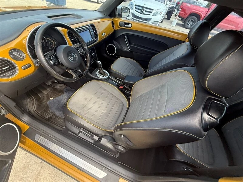 2016 Volkswagen A5 Beetle - Image 2 of 20