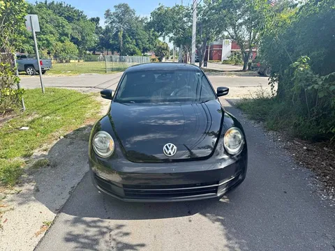 2016 Volkswagen Beetle 1.8T Hatchback 2D