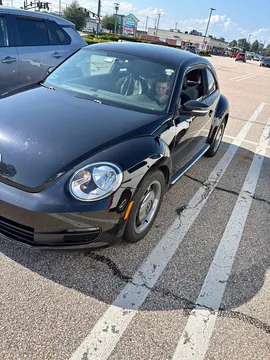 2016 Volkswagen Beetle 1.8T Hatchback 2D