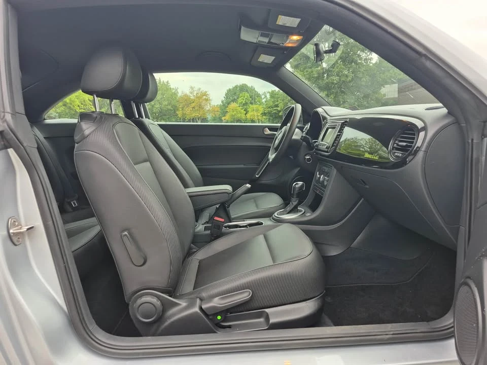 2016 Volkswagen A5 Beetle - Image 11 of 14