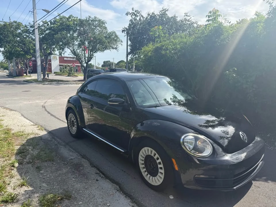 2016 Volkswagen A5 Beetle - Image 3 of 6
