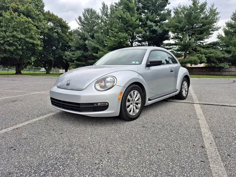 2016 Volkswagen Beetle 1.8T Hatchback 2D