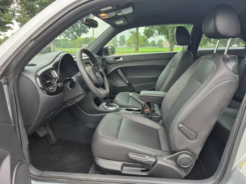 2016 Volkswagen A5 Beetle - Image 8 of 14