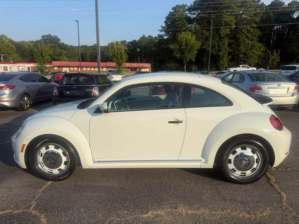 2016 Volkswagen A5 Beetle - Image 2 of 20