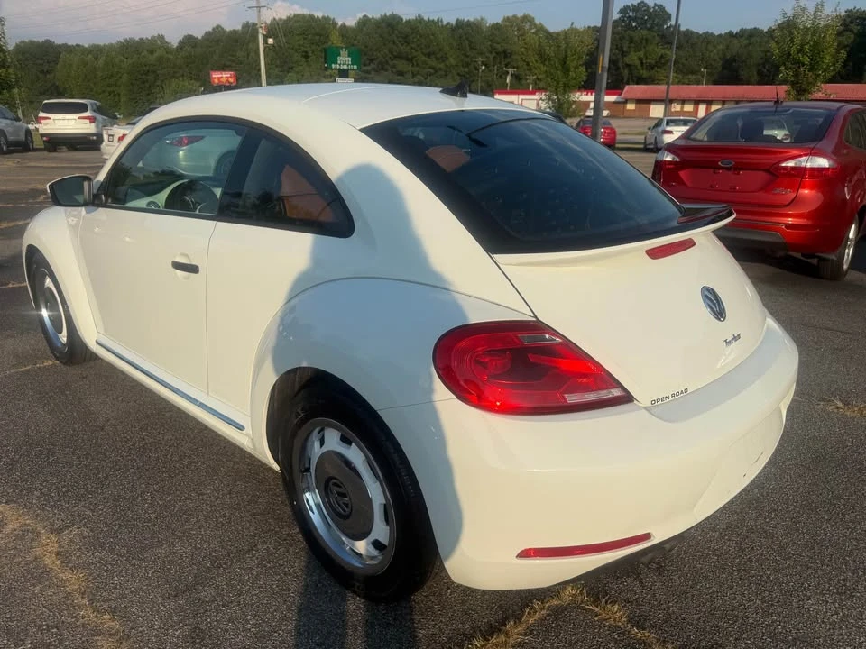 2016 Volkswagen A5 Beetle - Image 3 of 20