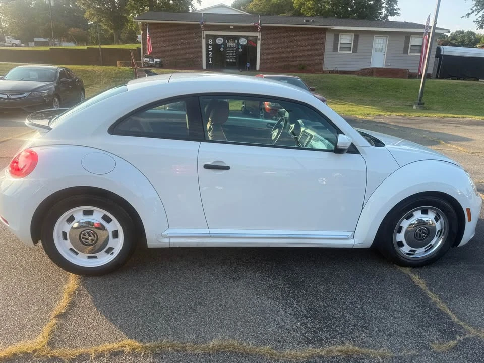 2016 Volkswagen A5 Beetle - Image 6 of 20