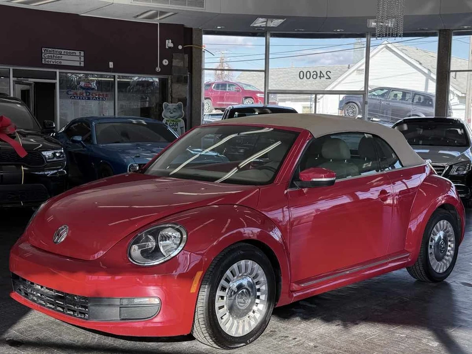 2016 Volkswagen A5 Beetle - Image 2 of 12
