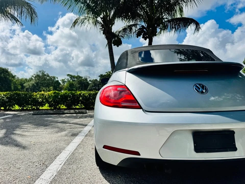 2016 Volkswagen A5 Beetle - Image 9 of 20