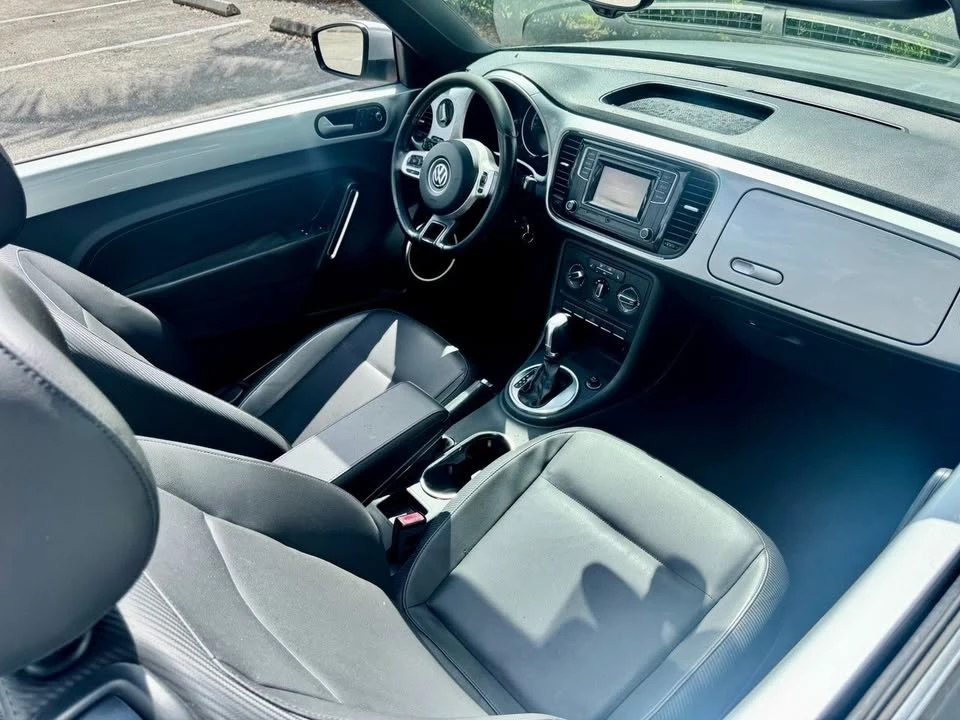 2016 Volkswagen A5 Beetle - Image 16 of 20