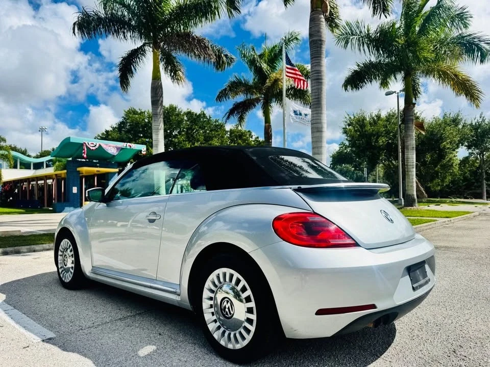 2016 Volkswagen A5 Beetle - Image 8 of 20