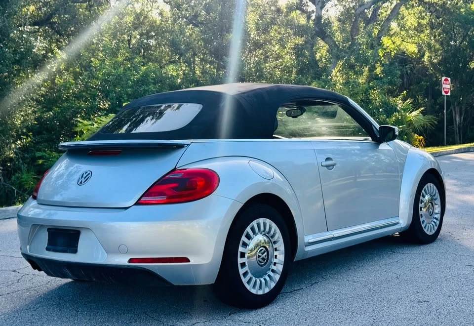 2016 Volkswagen A5 Beetle - Image 12 of 19