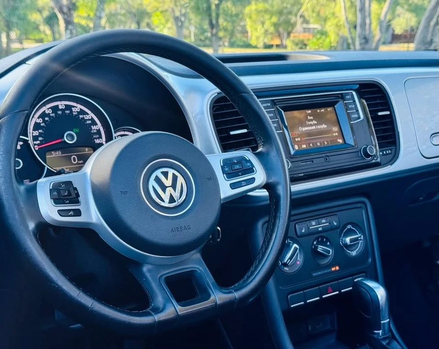 2016 Volkswagen A5 Beetle - Image 18 of 19