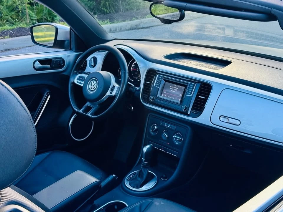 2016 Volkswagen A5 Beetle - Image 17 of 19