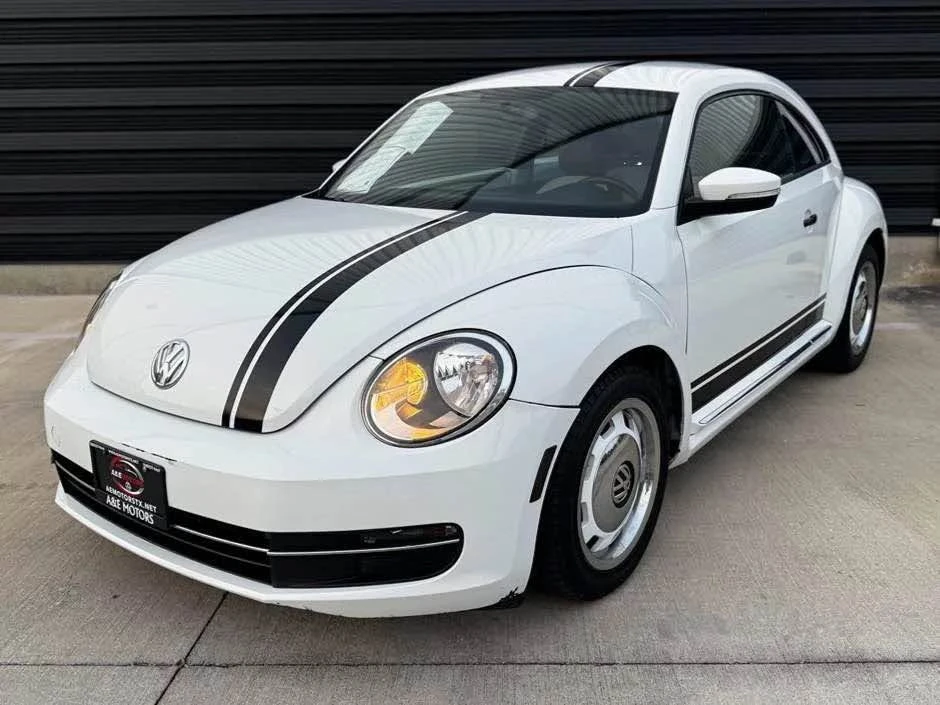 2016 Volkswagen A5 Beetle - Image 2 of 19