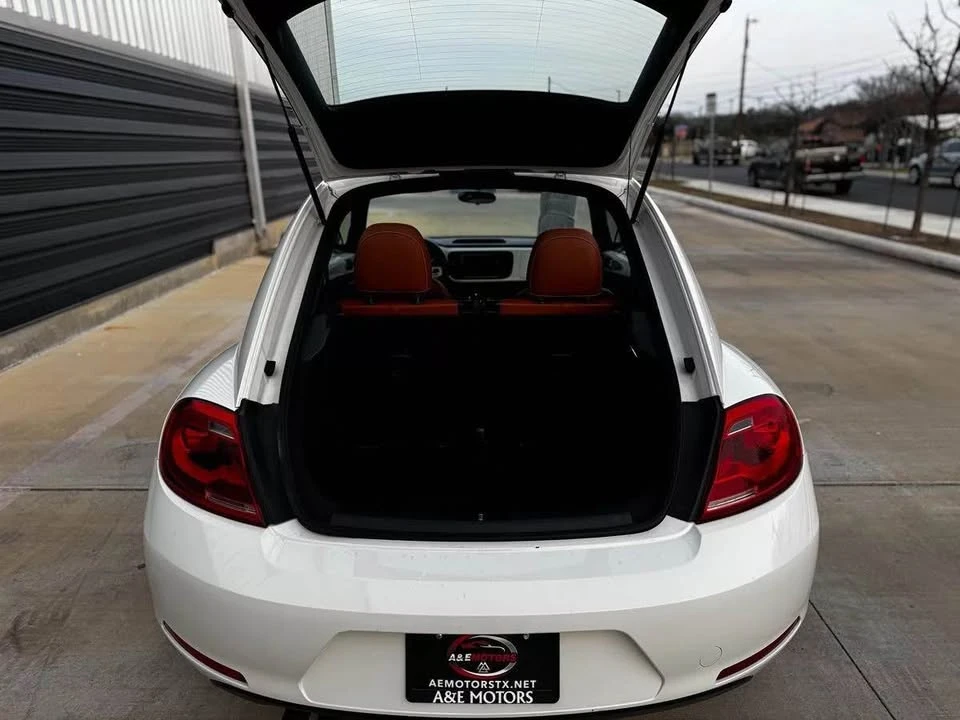2016 Volkswagen A5 Beetle - Image 17 of 19