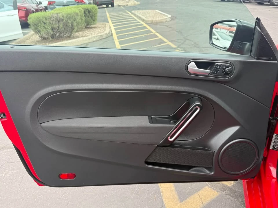 2016 Volkswagen A5 Beetle - Image 11 of 19
