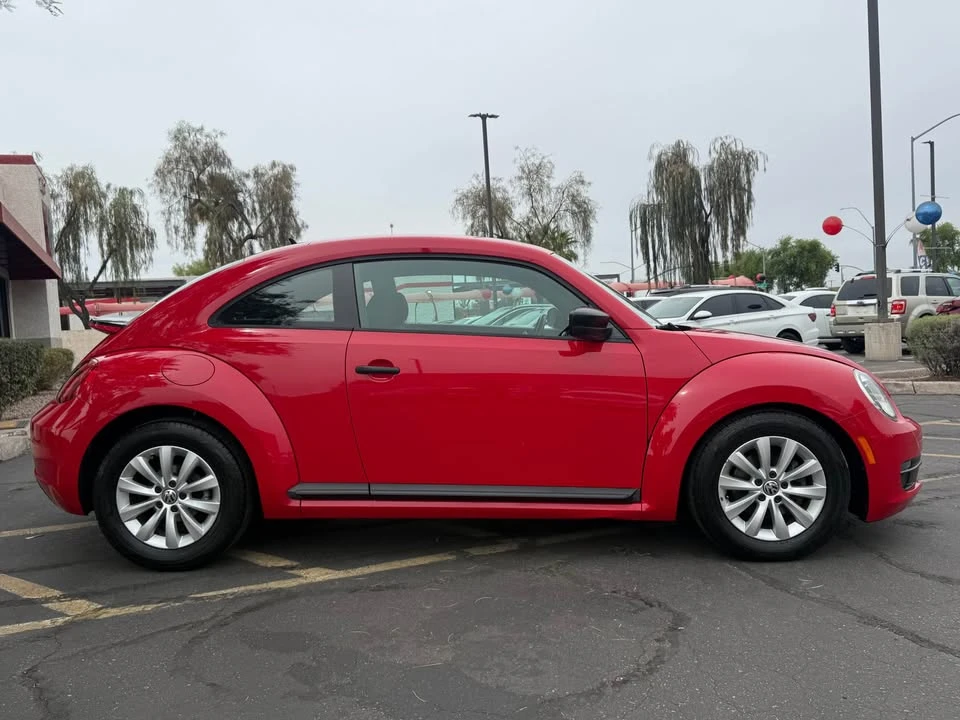 2016 Volkswagen A5 Beetle - Image 2 of 19
