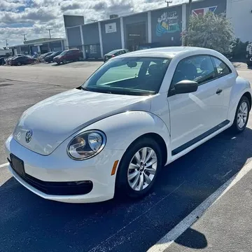 2016 Volkswagen Beetle 1.8T S Hatchback 2D