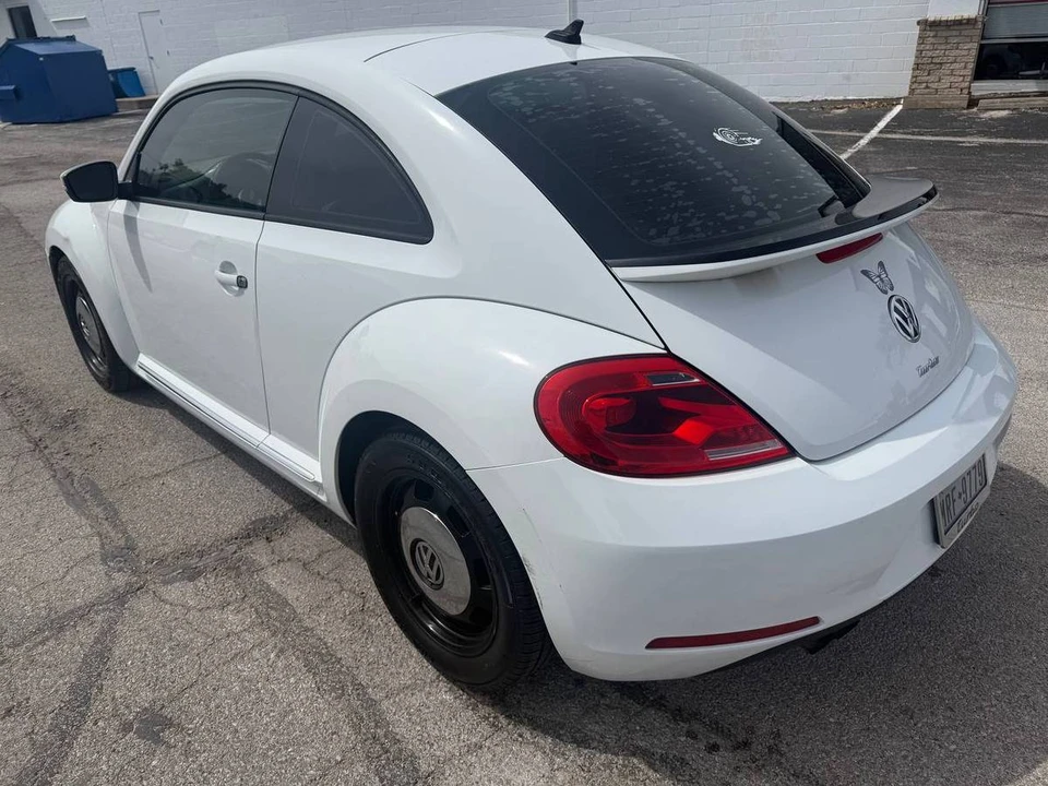 2016 Volkswagen A5 Beetle - Image 8 of 24