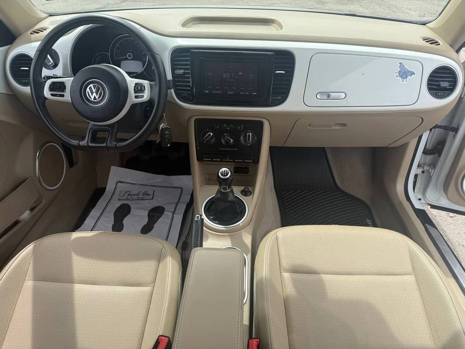 2016 Volkswagen A5 Beetle - Image 13 of 24