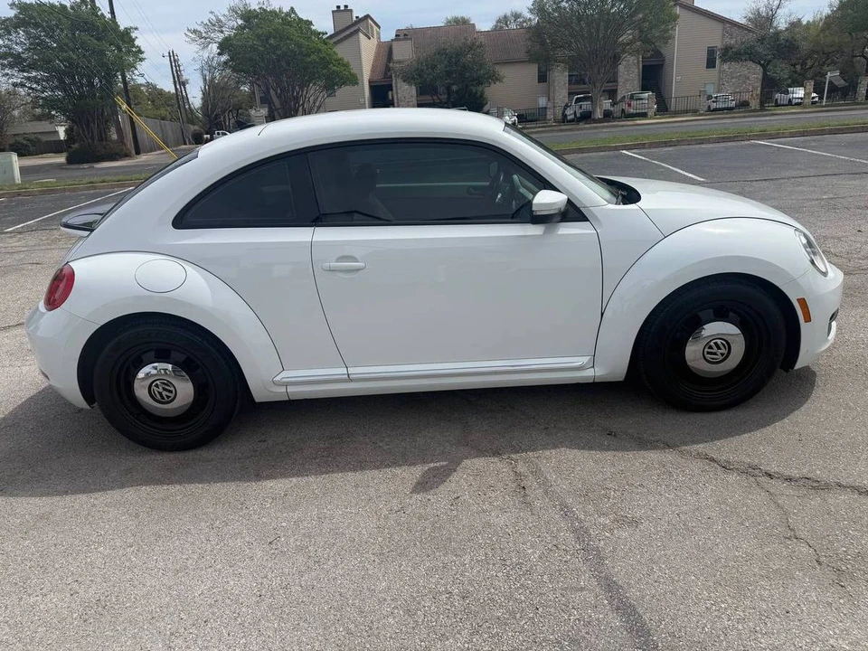 2016 Volkswagen A5 Beetle - Image 5 of 24