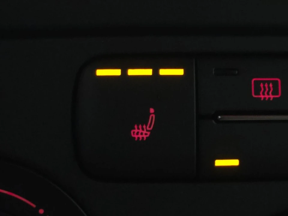 2016 Volkswagen A5 Beetle - Image 4 of 12