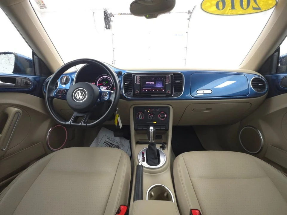 2016 Volkswagen A5 Beetle - Image 2 of 12