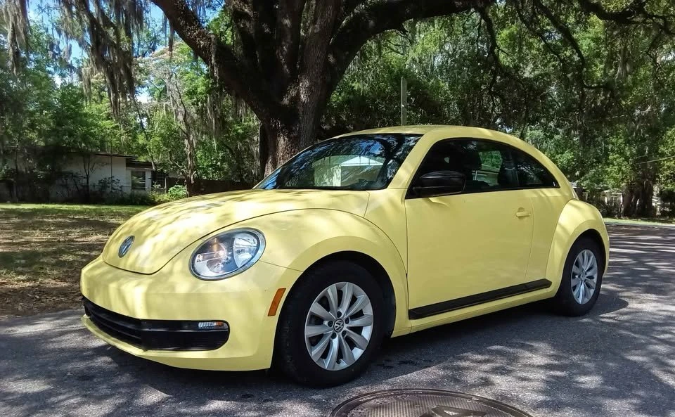 2016 Volkswagen A5 Beetle - Image 2 of 19