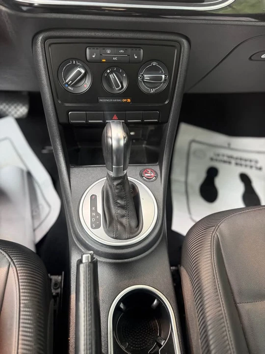 2016 Volkswagen A5 Beetle - Image 16 of 20