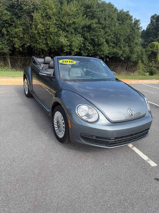 2016 Volkswagen A5 Beetle - Image 2 of 10
