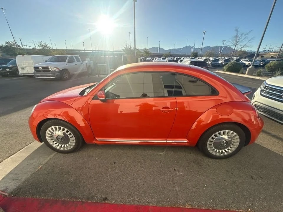 2016 Volkswagen A5 Beetle - Image 3 of 5