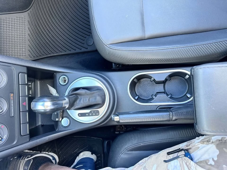 2016 Volkswagen A5 Beetle - Image 11 of 17