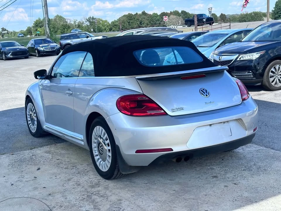 2016 Volkswagen A5 Beetle - Image 16 of 17