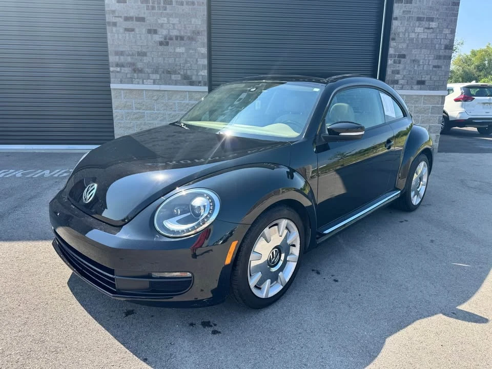 2016 Volkswagen A5 Beetle - Image 2 of 14