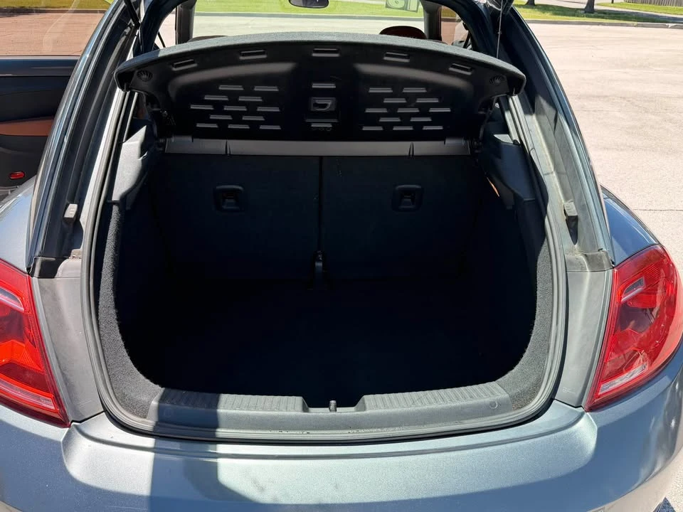 2016 Volkswagen A5 Beetle - Image 6 of 8