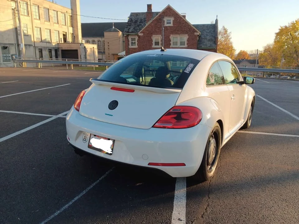 2016 Volkswagen A5 Beetle - Image 2 of 7