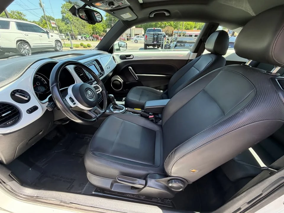2016 Volkswagen A5 Beetle - Image 13 of 18