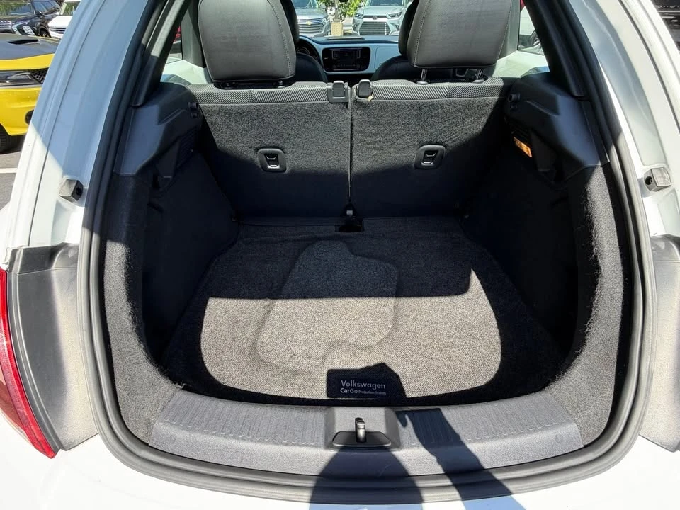2016 Volkswagen A5 Beetle - Image 11 of 18