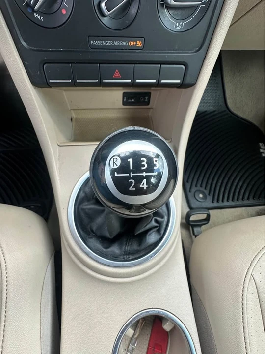 2016 Volkswagen A5 Beetle - Image 9 of 12