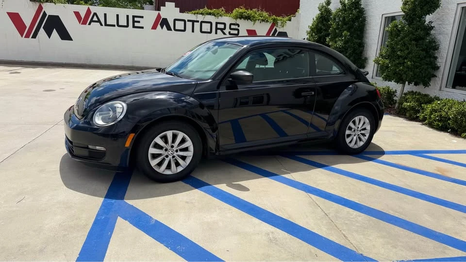 2016 Volkswagen A5 Beetle - Image 9 of 10