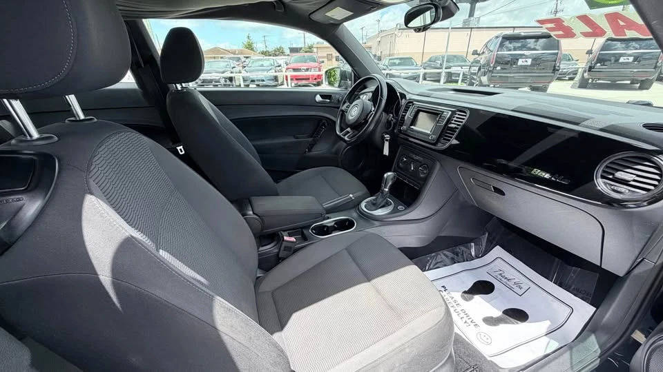 2016 Volkswagen A5 Beetle - Image 10 of 10