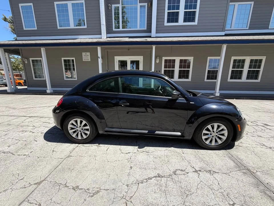 2016 Volkswagen A5 Beetle - Image 3 of 15