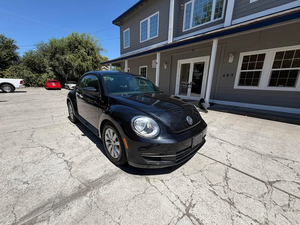 2016 Volkswagen A5 Beetle - Image 2 of 15