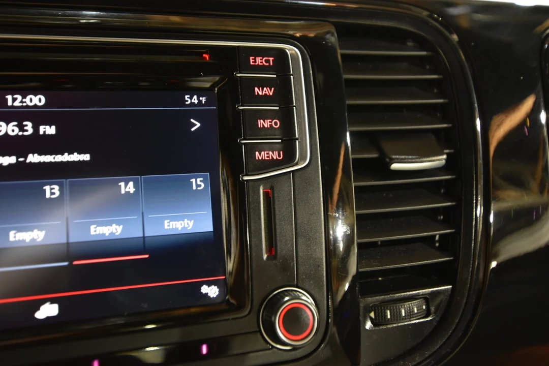 2016 Volkswagen A5 Beetle - Image 19 of 21