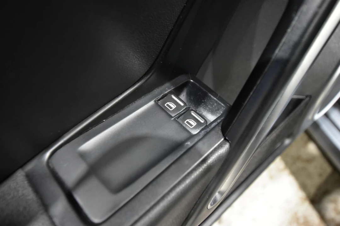 2016 Volkswagen A5 Beetle - Image 12 of 21