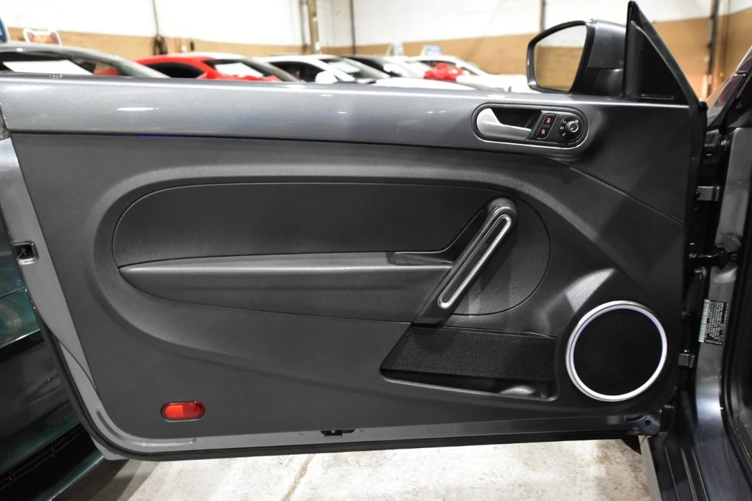 2016 Volkswagen A5 Beetle - Image 10 of 21