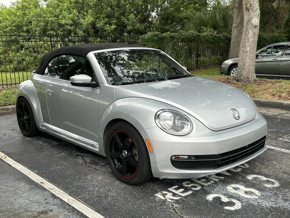 2016 Volkswagen A5 Beetle - Image 4 of 10