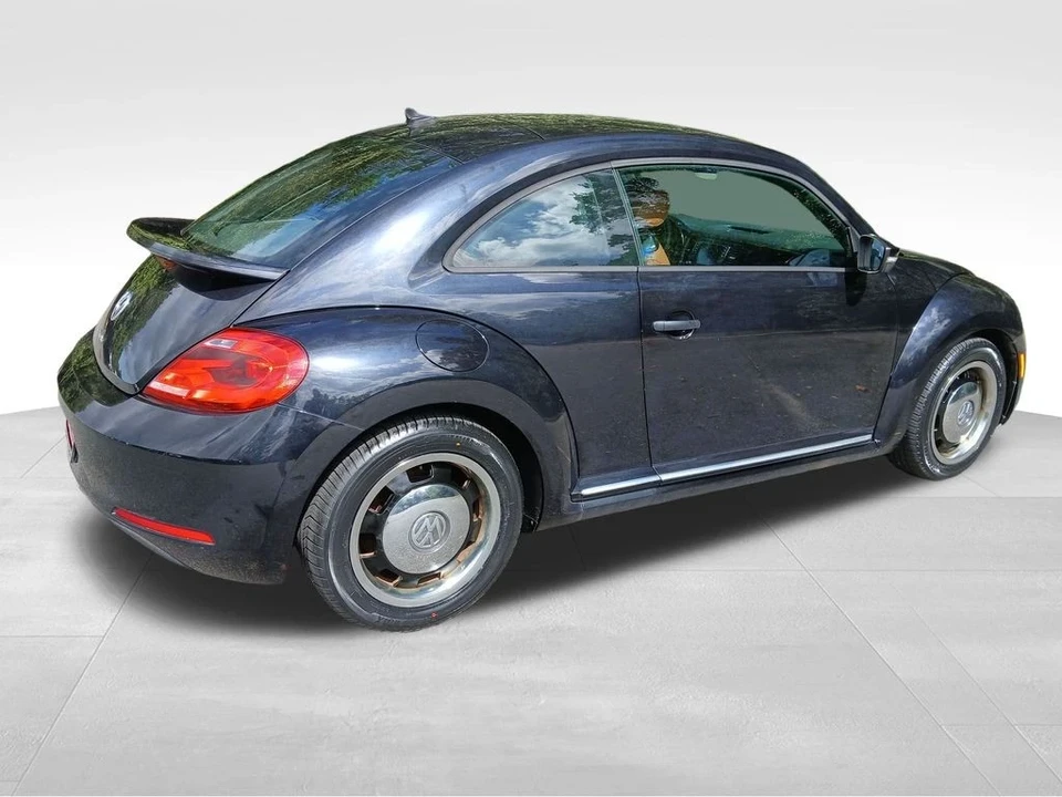 2016 Volkswagen A5 Beetle - Image 5 of 12