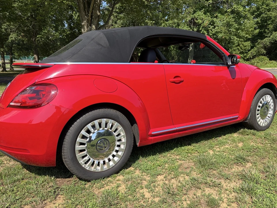 2016 Volkswagen A5 Beetle - Image 10 of 24